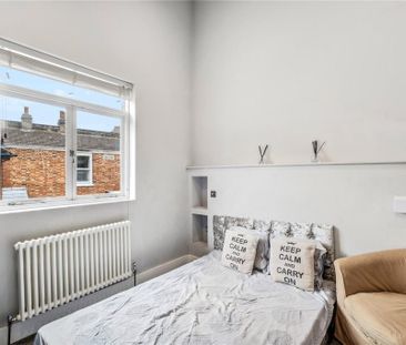 3 bedroom apartment to rent - Photo 4