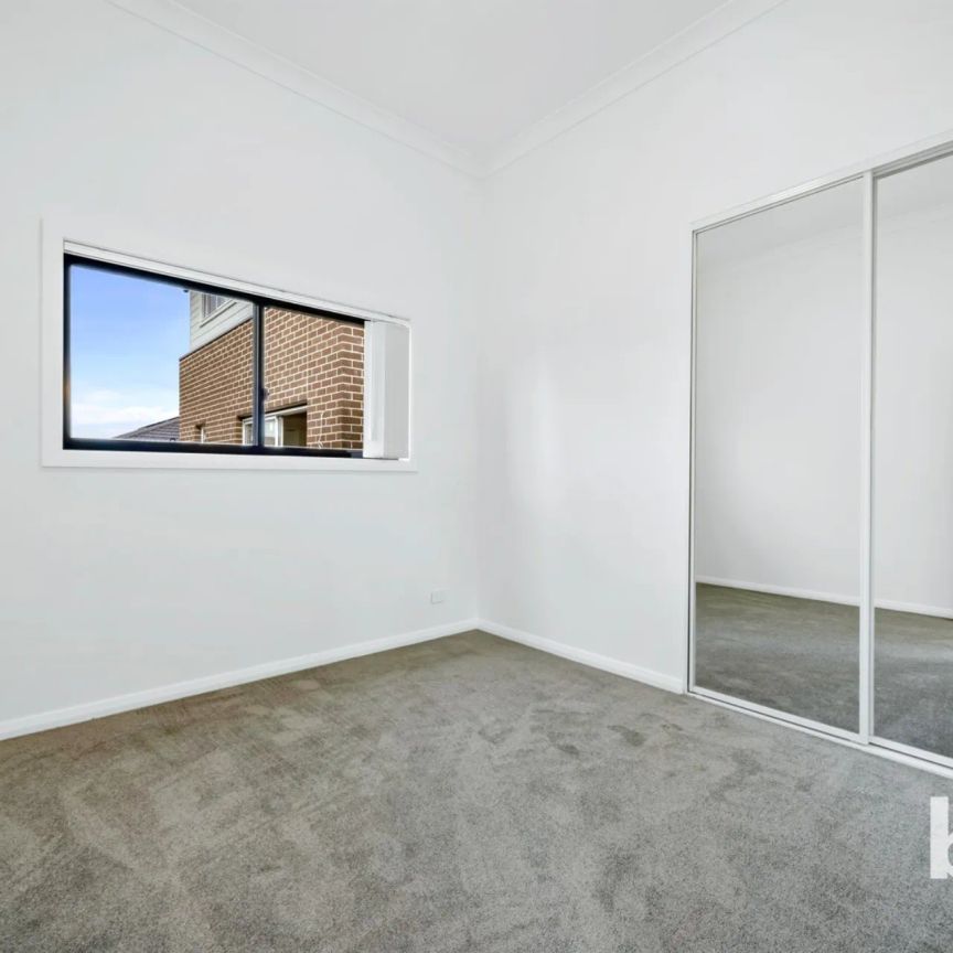 6 Wattleseed Avenue, Cobbitty. - Photo 1