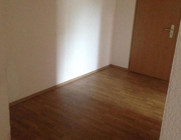 Helle 3 Zimmer Wohnung mit eigener Terrasse im Blumenwinkel - Foto 1