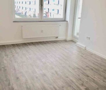 Das Glück hat ein Zuhause - Moderne 2-Zimmer-Wohnung mit Balkon - Photo 3