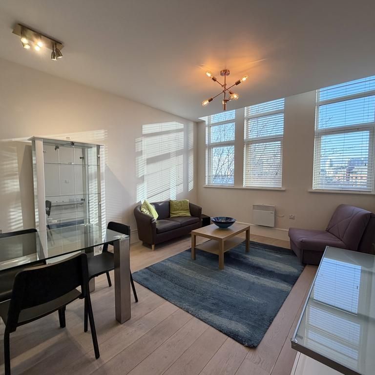 2 bedroom apartment to rent - Photo 1