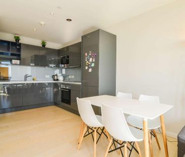 1 bedroom flat to rent - Photo 6