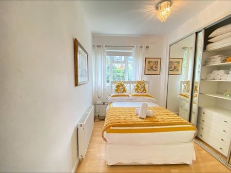 Glycena Road, SW11, Property for rent - Photo 4