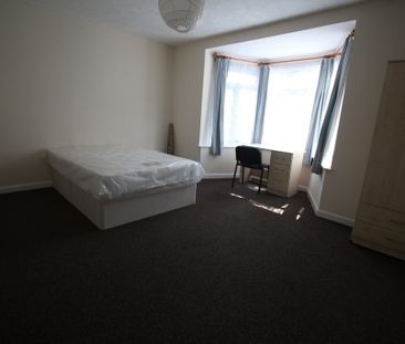 5 Bed Student Accommodation - Photo 1