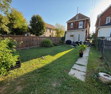 For Lease - 163 Wentworth Street Unit# Main, Hamilton, Ontario - Photo 1