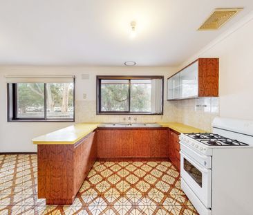 Cozy 2-Bedroom Unit - Photo 1