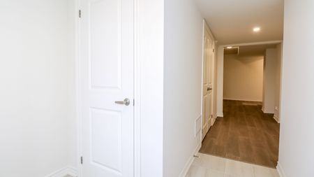 For Lease - 1995 Matteer Court Unit# 27, Innisfil, Ontario - Photo 3