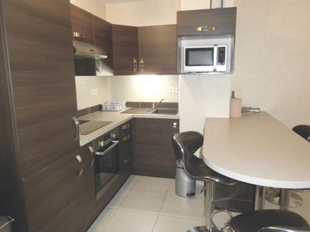 Location Appartement 2 pièces Meublé 40m² LA MOTTE SERVOLEX 73290 - Photo 3