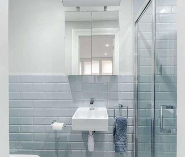 Holmbush Road, Putney, SW15 - Photo 3