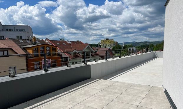 TRIOREALITY - Exkluzívny 3-izb byt s 2 terasami - prenájom - Photo 1
