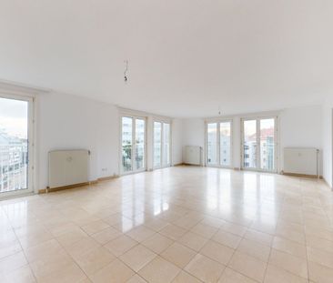 helle 4-Zi-Familien- oder WG-Wohnung im Neubau in zentraler Lage - Photo 4