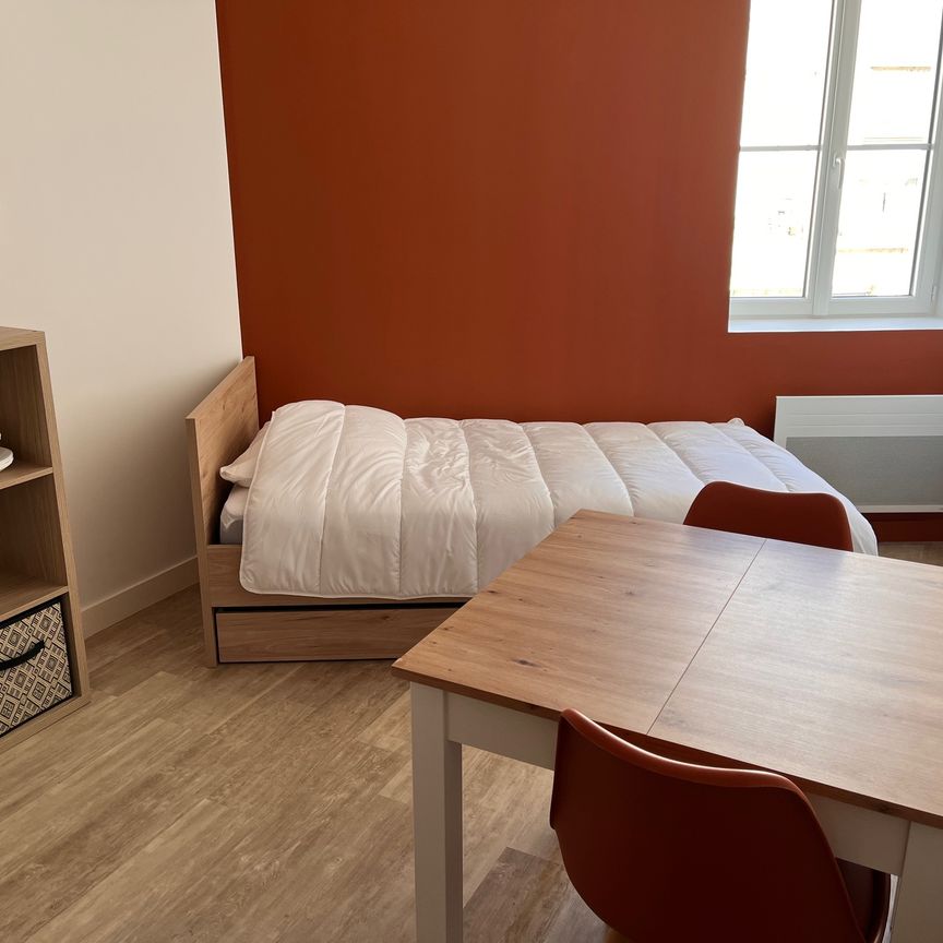 Location Appartement 1 pièce 13m² RUELLE SUR TOUVRE 16600 - Photo 1