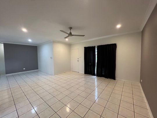 SPACIOUS FAMILY HOME IN SOUGHT AFTER BENTLEY PARK! - Photo 1