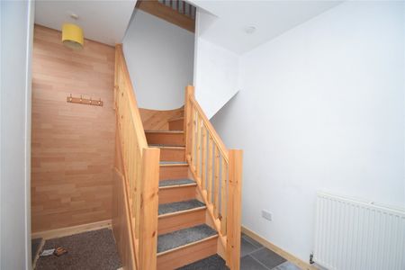 2 bed apartment to rent in Victoria Road, Scarborough, YO11 - Photo 3