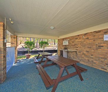 SPACIOUS TOWNHOUSE, MERRIMAC - IDEAL LOCATION. - Photo 4