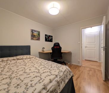 Harpsundsvägen, Bandhagen - Photo 4