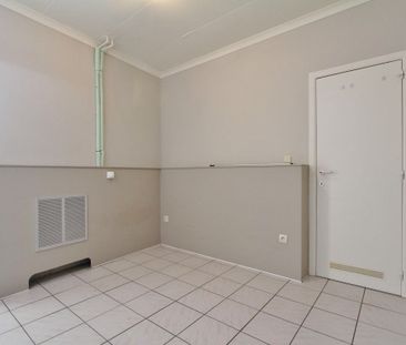 Eénslaapkamerappartement op wandelafstand van het openbaar vervoer - Foto 2