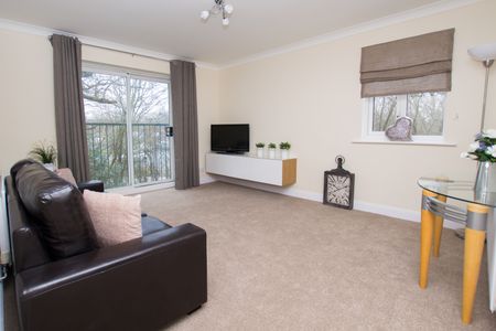 Maidenbower, West Sussex, RH10 - Photo 4