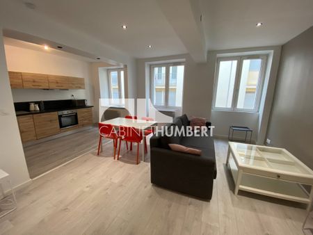 Location Appartement 3 pièces Meublé 78m² ST ETIENNE 42000 - Photo 2