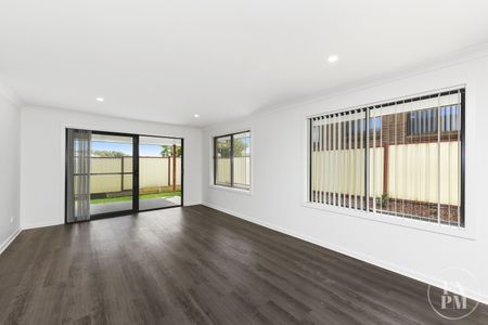 1 Doncaster Avenue, Port Macquarie NSW 2444 - House For Rent | Domain - Photo 2