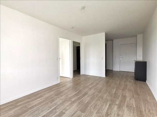 2 pièces - 44,29 m² - 5ème étage - Colocation non autorisée - Photo 1