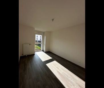Location Appartement 2 pièces 58 m² Louviers - Photo 2