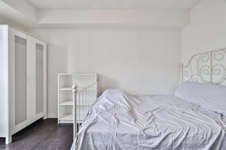 For Lease - 11 St Joseph Street Unit# 1211, Toronto, Ontario - Photo 5