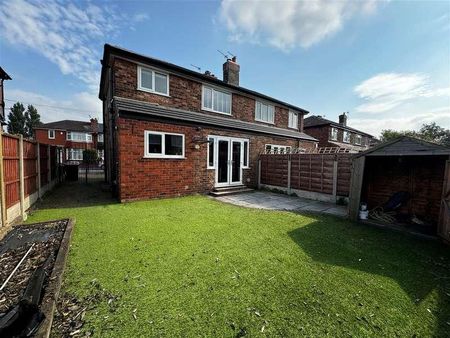 Edison Road, Eccles, M30 - Photo 2