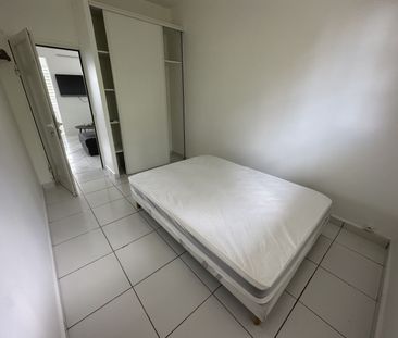 Location Appartement 5 pièces 104m² - Photo 5