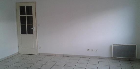 APPARTEMENT T2 - QUARTIER PONT DU CENS - SURFACE 42,87 M² - Photo 2