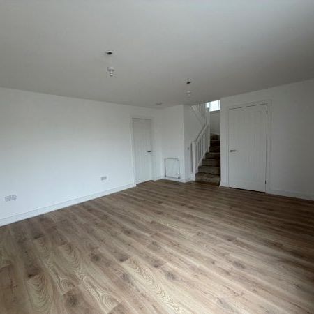 Riverside Gardens, KA18 3LU - Photo 1