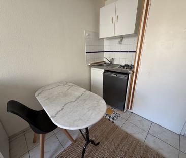 Location Appartement 1 pièce 18m² VICHY 03200 - Photo 4