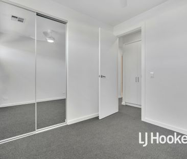 12 Coronation Avenue, CAMPBELLTOWN - Photo 2