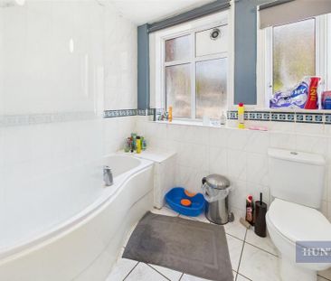 5 bedroom flat to rent - Photo 5