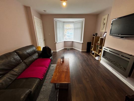 3 bedroom terraced house to rent - Photo 1