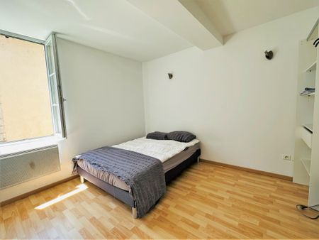 T2 meublé hyper centre de Châtillon-sur-Chalaronne - Photo 2