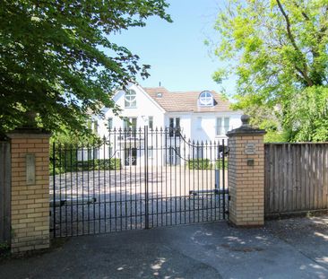 Queen Ediths Way, Cambridge - Photo 1