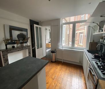 T1bis MEUBLE de 33.37 m², rue de l’Hôpital Militaire – Centre-Ville... - Photo 3