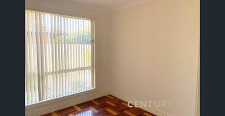 Modern Family Comfort in a Peaceful Court Location - Photo 2