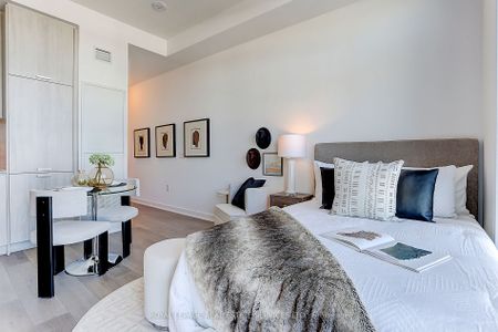 For Lease - 38 Honeycrisp Crescent Unit# 517, Vaughan, Ontario - Photo 4