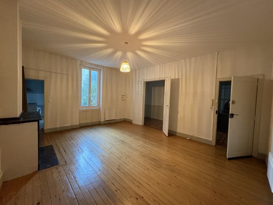 Location Appartement 2 pièces 67m² CASTELNAUDARY 11400 - Photo 1
