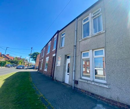 3 bed terraced house to rent in NE22 - Photo 4