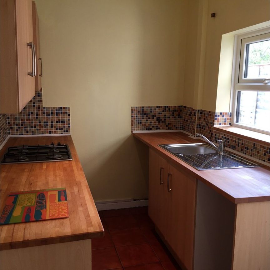 2 Bed Terraced House, Rawlings Road, B67 - Photo 1