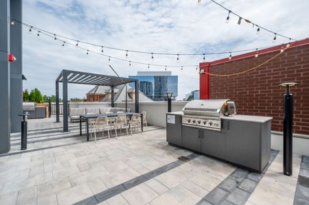 For Lease - 25 Wellington Street Unit# 2901, Kitchener, Ontario - Photo 3