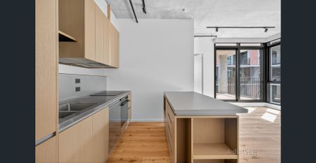 Merri Apartment - Light-Filled Two-Bedroom with City Views - Photo 4