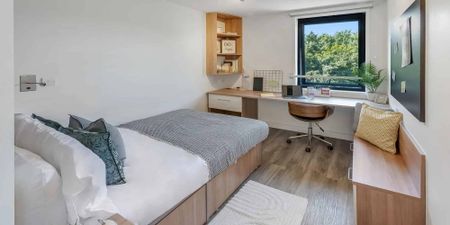 Silver Ensuite - Photo 5