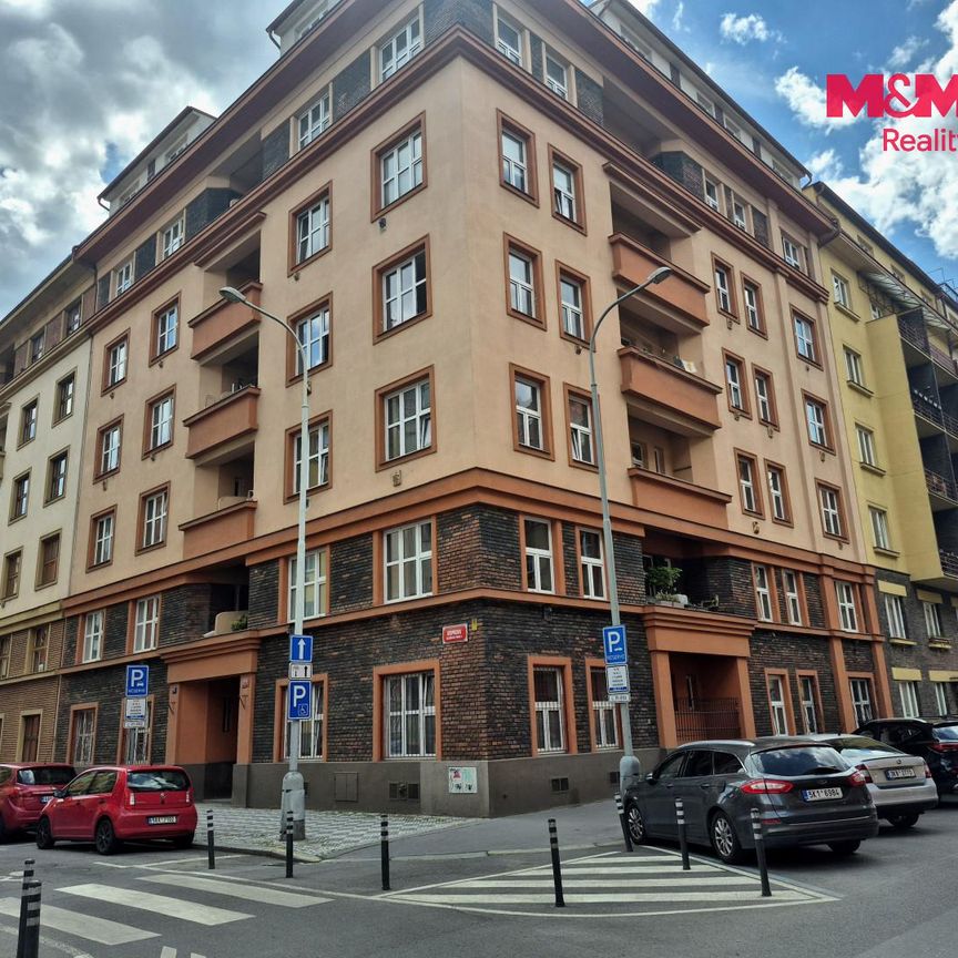 Pronájem bytu 1+kk a garsoniéry 31 m², Stupkova 1440, Praha Holešovice - Photo 1