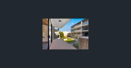 Designer 2 Bedroom Apartment with Parking - Photo 4