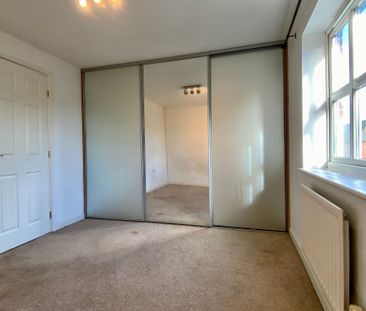 Massingham Park, Taunton, TA2 - Photo 2