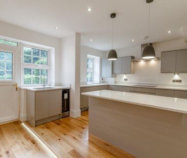 3 bedroom apartment to rent - Photo 6